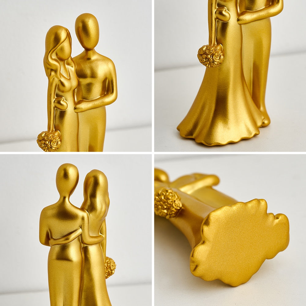 Couple in Love Figurines