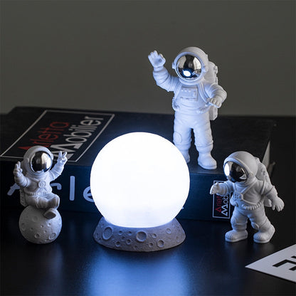 Astronauts on the Moon Lamp Kit 1