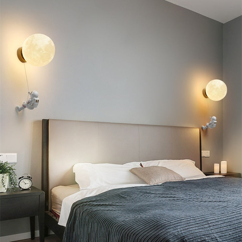 Astronaut Wall Light