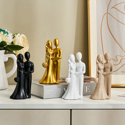 Couple in Love Figurines