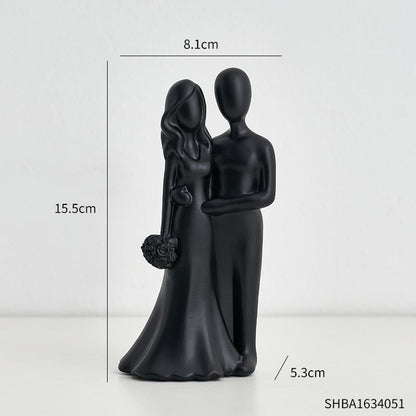 Couple in Love Figurines