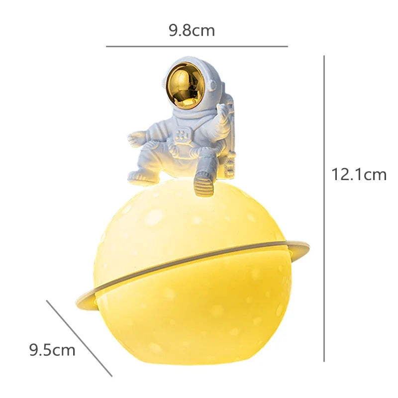 Lunar Astronaut Lamp