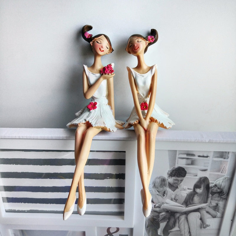 2-Piece Beautiful Girl Figurines