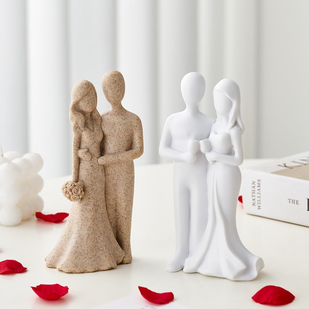 Couple in Love Figurines