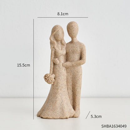 Couple in Love Figurines