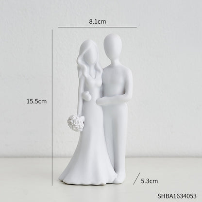 Couple in Love Figurines