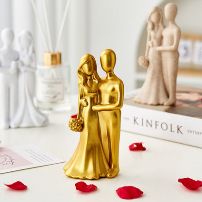Couple in Love Figurines