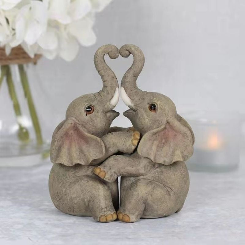 Animal Love Figurines