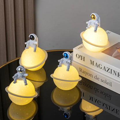 Lunar Astronaut Lamp