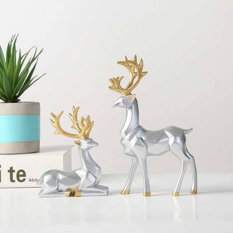 2-Piece Reindeer Sculptures